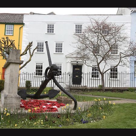 Monmouth House Apartments, Lyme Regis Old Town, Dog Friendly, Parking ภายนอก รูปภาพ