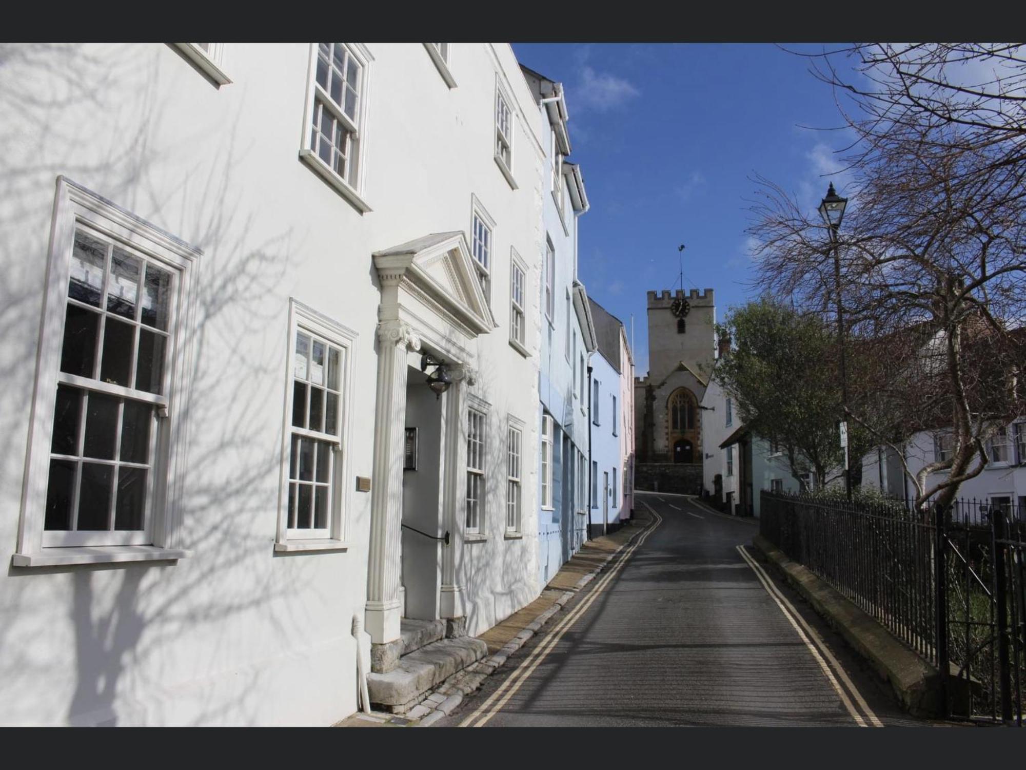 Monmouth House Apartments, Lyme Regis Old Town, Dog Friendly, Parking ภายนอก รูปภาพ