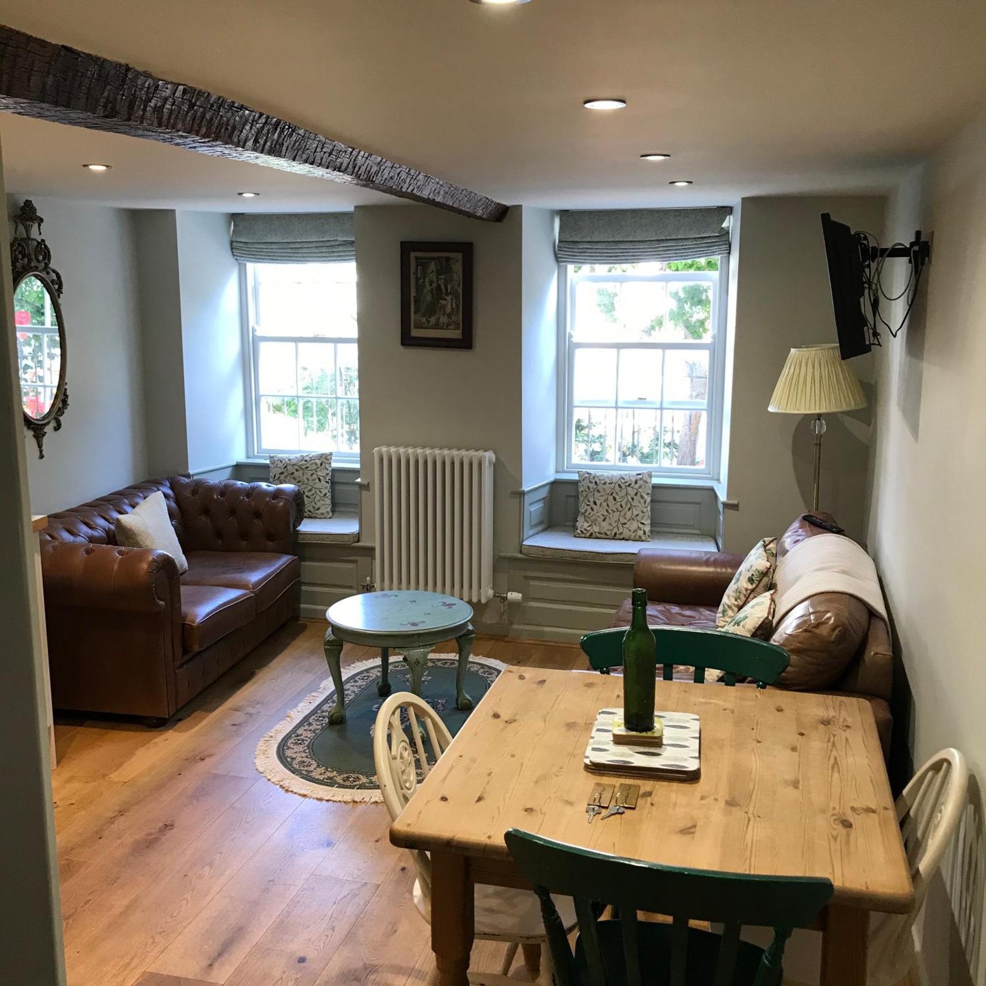 Monmouth House Apartments, Lyme Regis Old Town, Dog Friendly, Parking ภายนอก รูปภาพ